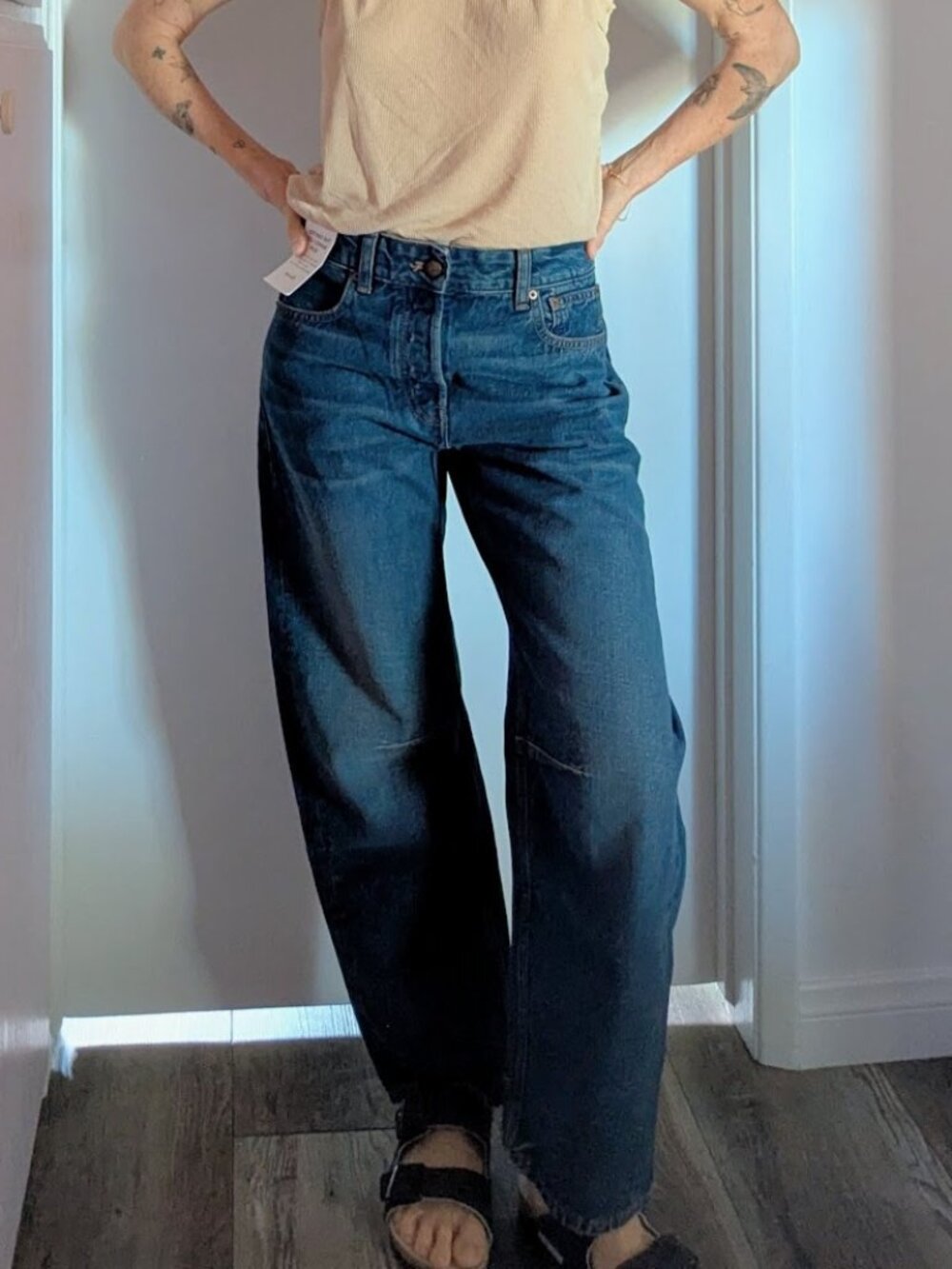 Madewell NWT Darted Barrel Leg Denim Curved Jean Size 25 Blue